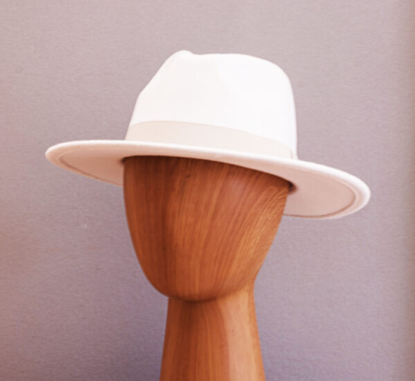 Filzhut im Fedora Stil, Ivory